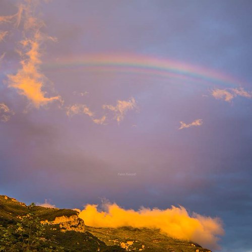 Le foto di Fabio Fusco fanno il giro del pianeta: le sue immagini al tramonto e l'arcobaleno raggiungono milioni di utenti su Facebook e Instagram /Foto Gallery