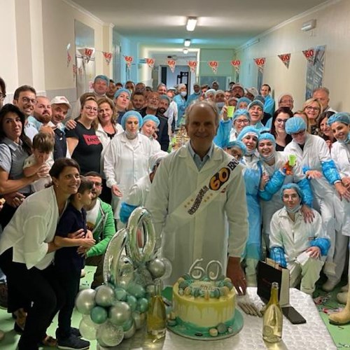 Lecce, imprenditore rinuncia a festa di compleanno e dona 30mila euro ai dipendenti 