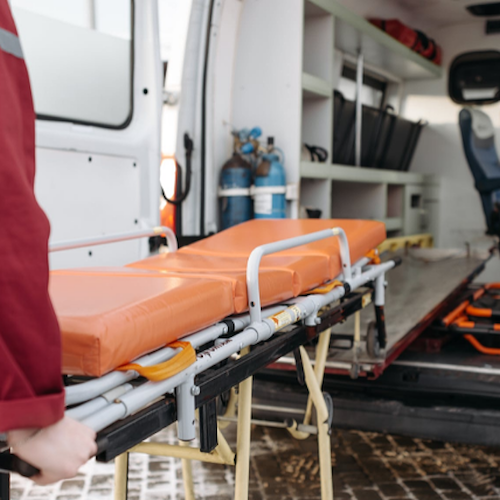 Lite per l'eredità a Scafati: 60enne prende a martellate la sorella