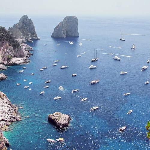 Malore fatale, 19enne annega nelle acque di Capri: era una giovane promessa del pugilato 