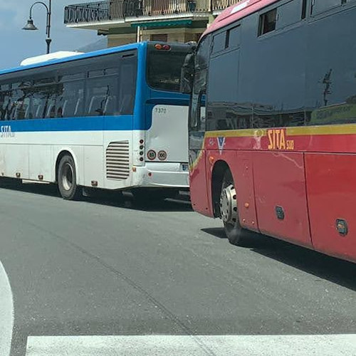 Malore improvviso al terminal bus, donna perde la vita a Sala Consilina 