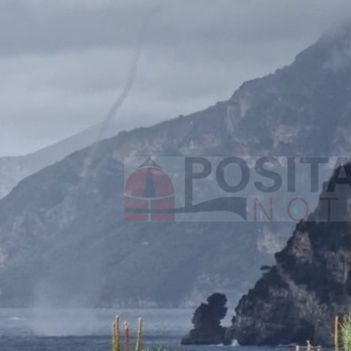 Maltempo in Costa d'Amalfi, tromba d'aria al largo di Positano [VIDEO]