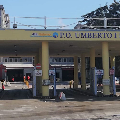 Mancano i medici all’ospedale Umberto I di Nocera Inferiore: struttura rischia chiusura interi reparti