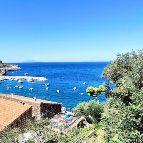 Massa Lubrense, le agevolazioni a favore dei residenti per raggiungere le spiagge di Puolo