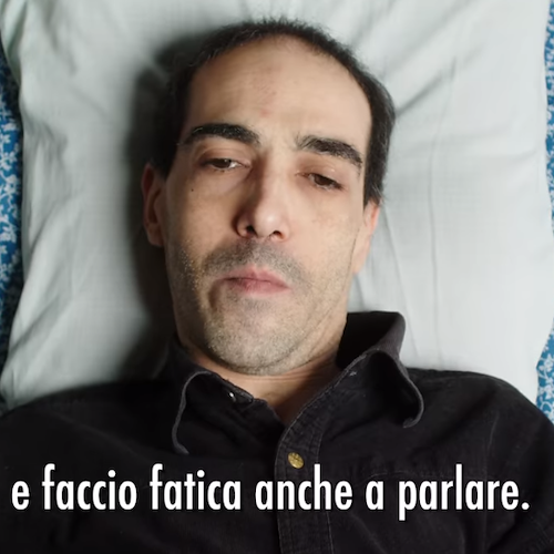 Massimiliano muore in Svizzera col suicidio assistito: era affetto da sclerosi multipla