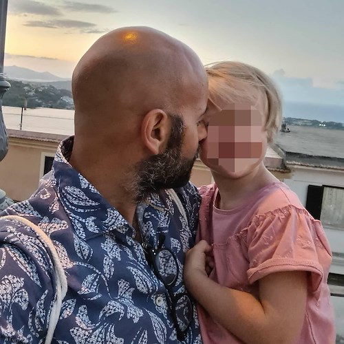 «Mia figlia down chiamata "brutta e malata" in spiaggia», lo sfogo dell'assessore Trapanese di Napoli