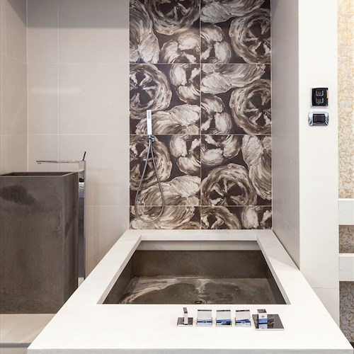 “Miele Più”: ad Atripalda e Salerno lo showroom di arredo bagno più grande della Campania