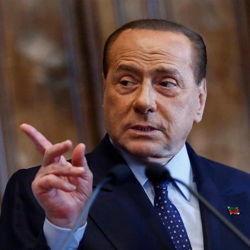 Milano, Berlusconi ricoverato all'ospedale San Raffaele per controlli