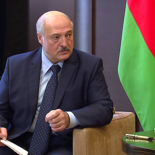 Minsk, Lukashenko: "Usa non consentono a Kiev di negoziare con Mosca"