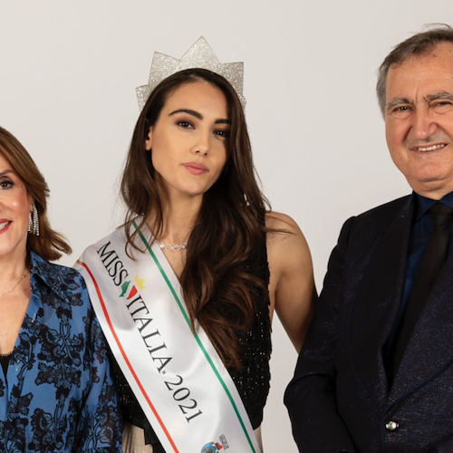 Miss Italia, vince la 20enne campana Zeudi Di Palma