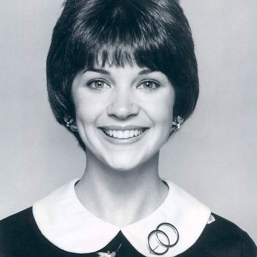 Morta a 75 anni l'attrice Cindy Williams, recitò in "Happy Days" e nel suo spin-off "Laverne & Shirley"