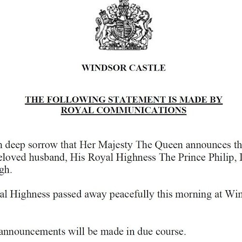 È morto il Principe Filippo, l'annuncio della "Royal Family": «Sua altezza reale si è spenta serenamente al castello di Windsor»