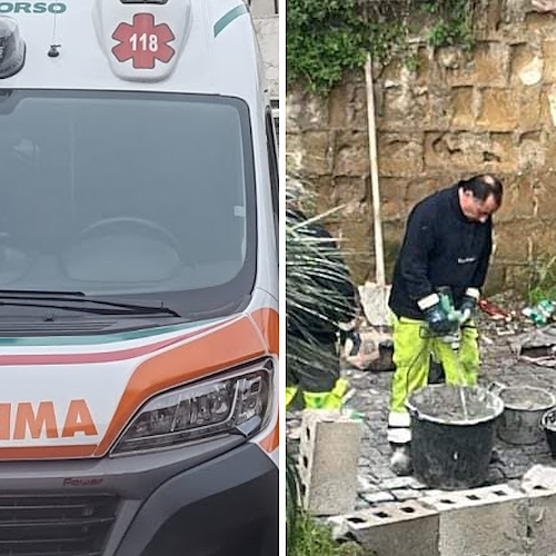 Napoli, ambulanza bloccata da strada murata: 67enne muore in attesa dei soccorsi 