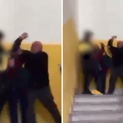 Napoli, bidello prende a schiaffi studente: video è virale. Borrelli: «Mai violenza nelle scuole»
