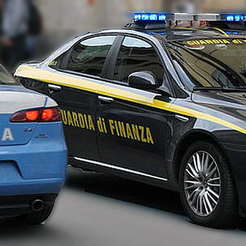 macchine polizia e guardia di finanza<br />&copy; Ministero dell'Interno