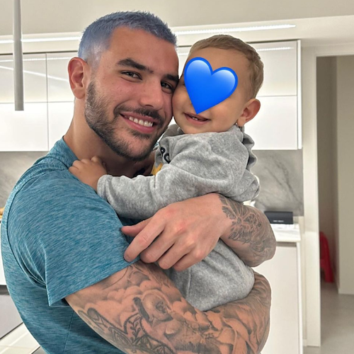 Napoli-Milan, minacce e insulti social al figlio di Theo Hernandez: «Devi fare la fine di Vialli»
