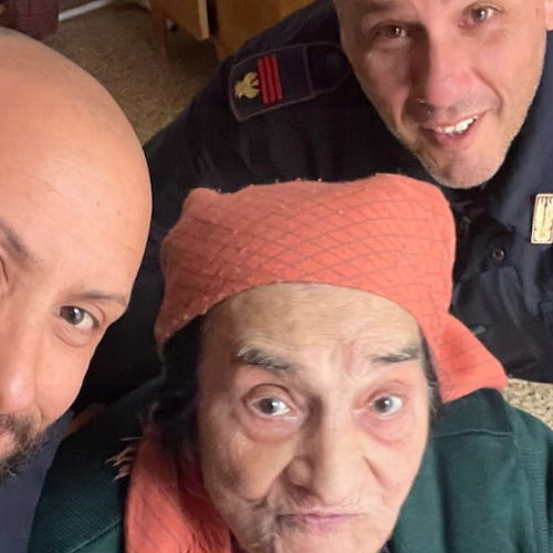 Napoli, nonna Pasqualina minaccia di farla finita: salvata e confortata dai poliziotti