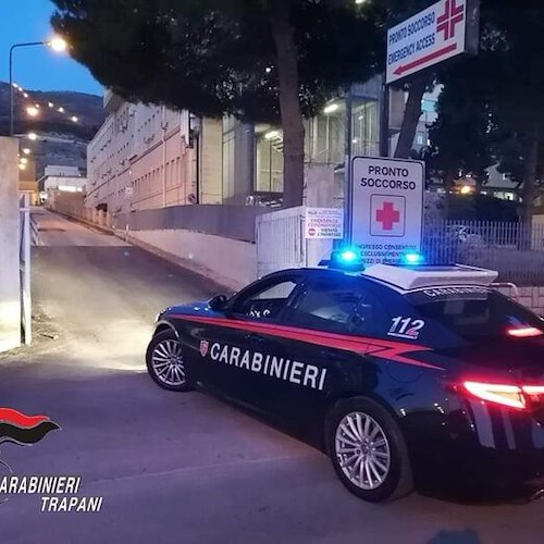 Neonato abbandonato nei campi all'interno di un sacchetto di plastica, salvato dai carabinieri di Trapani 