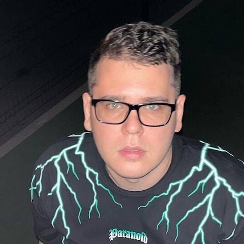 «Non sono pronto a uccidere»: rapper russo si toglie la vita per non andare in guerra 