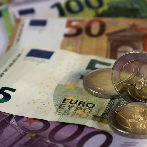 Nuova stretta sui contanti, dal 1° gennaio concessi pagamenti non tracciabili fino a 999,99 euro