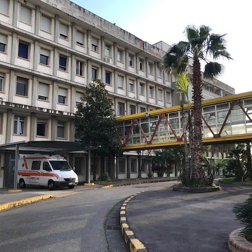 Nuovo incidente a Salerno, scooterista finisce in ospedale 