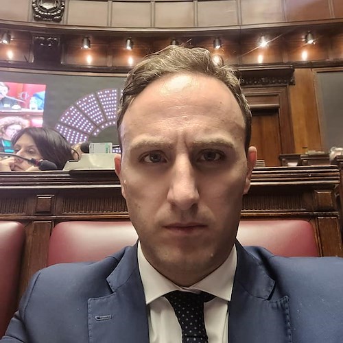 Oltre 120 Sindaci contro l'Autonomia del ministro Calderoli, Piero De Luca: «Governo ha abbandonato il Sud»