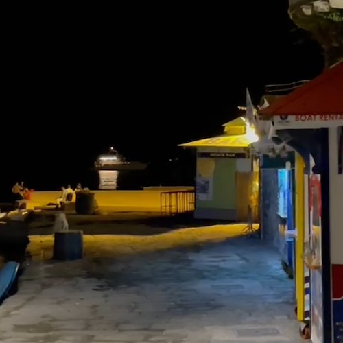 Organizzano disco party in barca a Positano disturbando la quiete pubblica /Foto /Video
