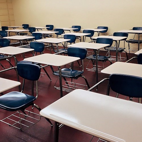 Padova, abusi su bimbo autistico in scuola elementare: maestra incastrata dalle telecamere