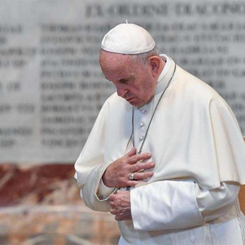 Papa Francesco al Gemelli per un intervento al colon