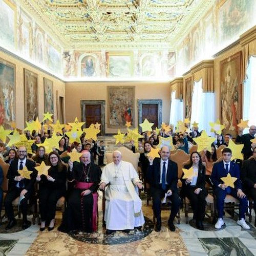 Papa Francesco compie 87 anni: "Eleviamoci dalla mediocrità"