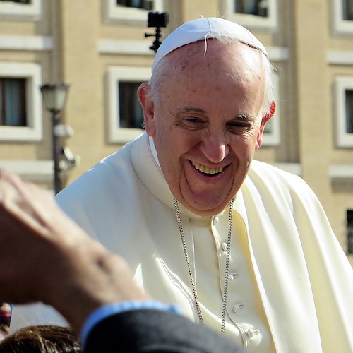 Papa Francesco compie oggi 86 anni: "Cosa vorrei per Natale? La pace nel mondo"