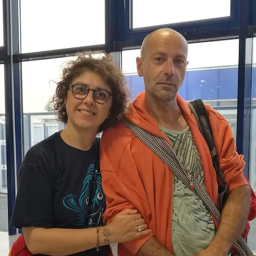 Partono per Cracovia ma finiscono a Craiova: il viaggio inaspettato di Massimo e Paola 