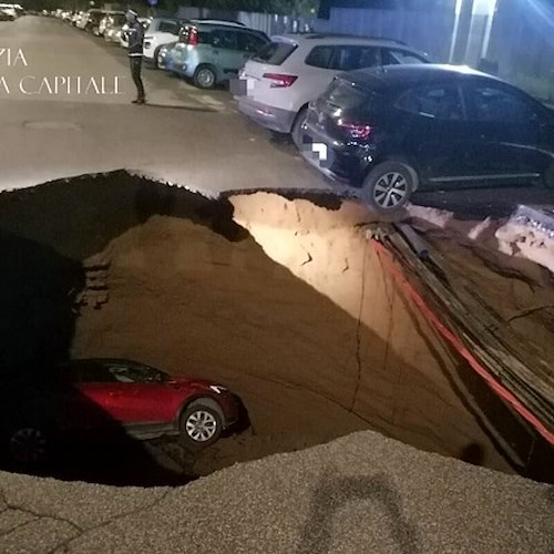 Voragine a Roma<br />&copy; Polizia Roma Capitale