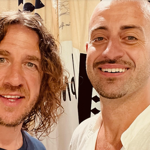 Per Carles Puyol shopping ad Amalfi, l'ex capitano del Barcellona fa tappa da JP Boutique