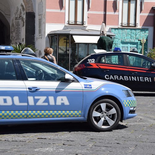 Pericoloso latitante in vacanza ad Amalfi, arrestato mentre è in camera d'albergo 