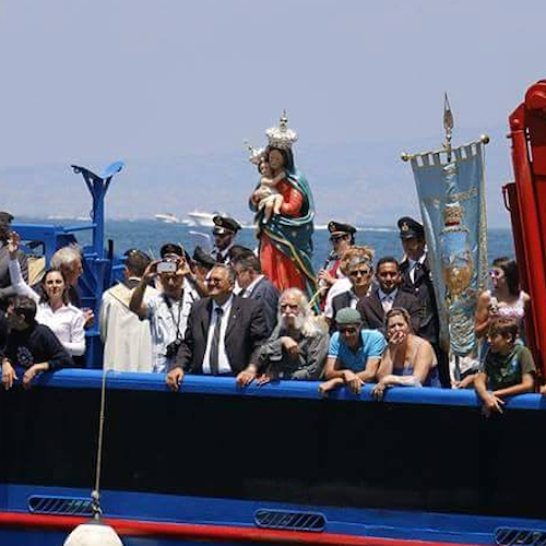 Piano di Sorrento in festa per la Madonna delle Grazie: come raggiungere Marina di Cassano 