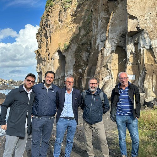 Piano di Sorrento, manutenzione del costone tufaceo: sopralluogo Comune-Città Metropolitana a Marina di Cassano