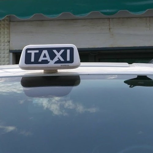 Taxi