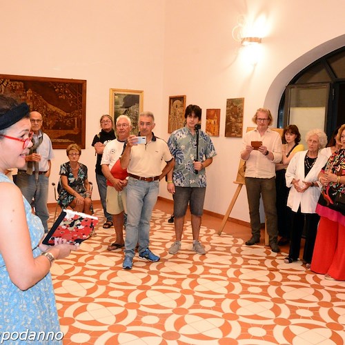 Positano "batik" nelle opere di Ottavio Romano, fino al 1° ottobre la mostra alla Pinacoteca Civica