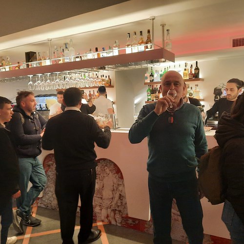 Positano, Buca di Bacco: l'elegante american bar inaugurato questa sera dopo un'importante ristrutturazione /foto