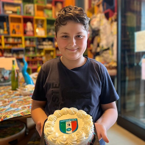 Positano, compie 10 anni il nostro primo follower: "Auguri Andrea!"