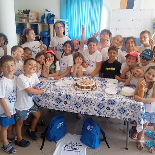 Positano, con una torta per i bambini si conclude la prima settimana del Summer Camp