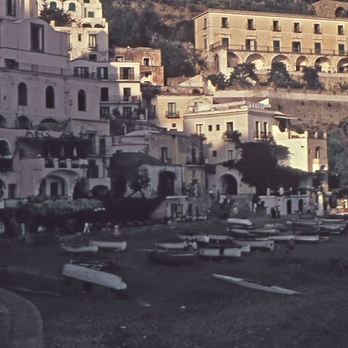 Positano e la Costa d'Amalfi negli anni cinquanta: gli scatti realizzati da una fotografa tedesca