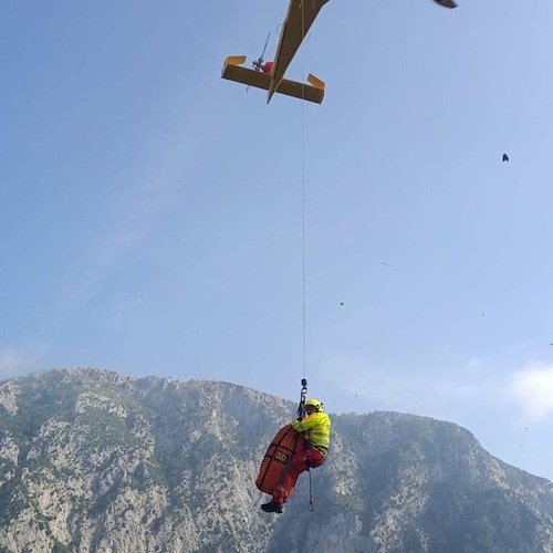 Positano, escursionista smarrisce sentiero e cade da zona impervia 