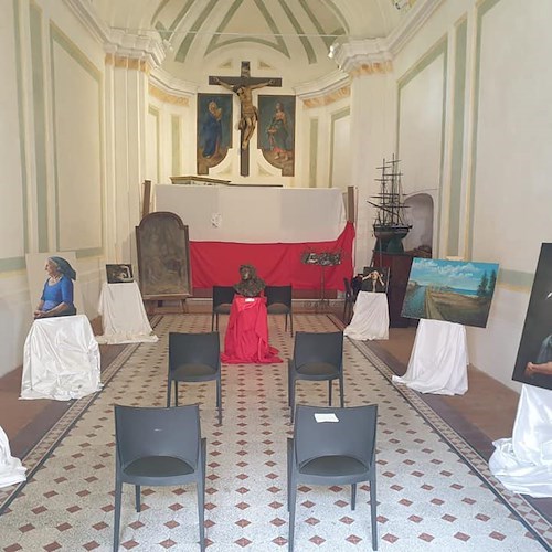 Positano, inaugurata la mostra collettiva "L'Arte Divina"