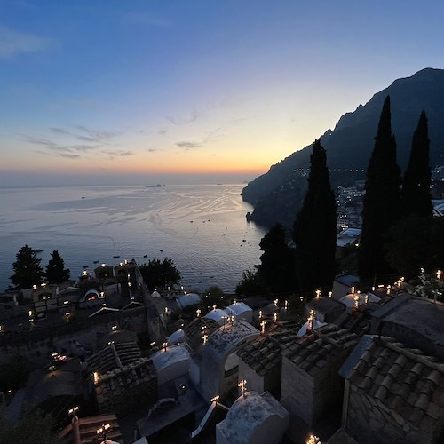Positano si prepara a celebrare la commemorazione dei defunti /foto