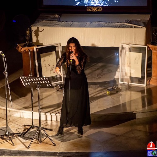 Positano: successo per lo spettacolo “Posa Posa”. Prossimo appuntamento con “Alma e Miluna” /FOTO