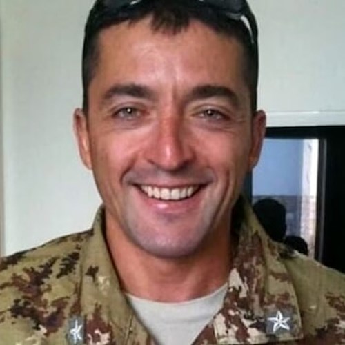 Precipita col paracadute durante esercitazione, addio al Sergente Maggiore Gianluca Spina