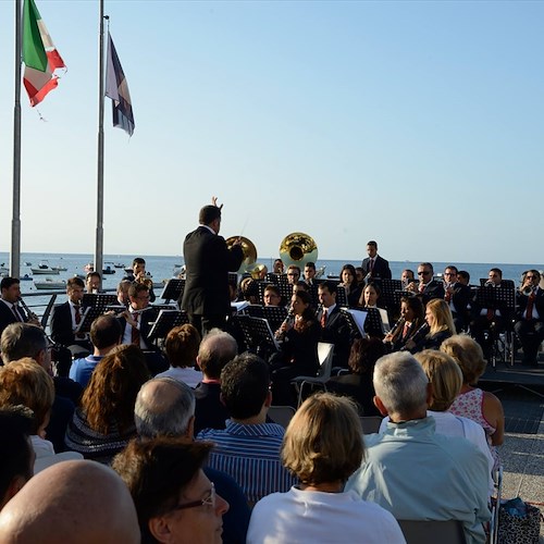 “Preludiando sul mare”, domenica a Minori torna il concerto all’alba 