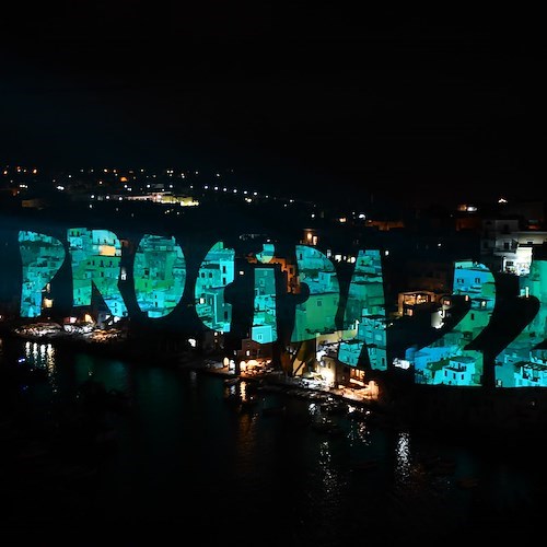 Procida 2022, il saluto della Capitale della Cultura è un inno al futuro